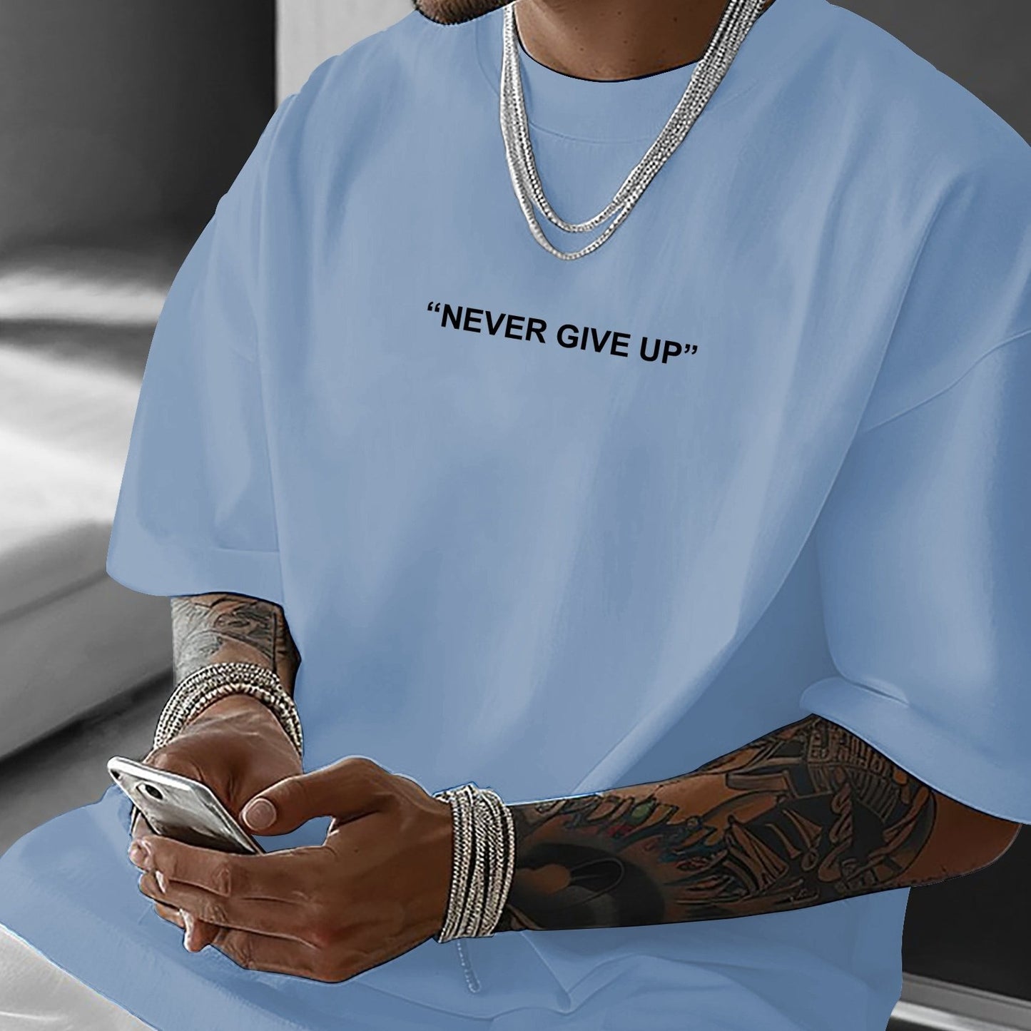 Never Give Up Herren T-Shirt - Motivational Streetwear Oversized - Saiyan Genetics
