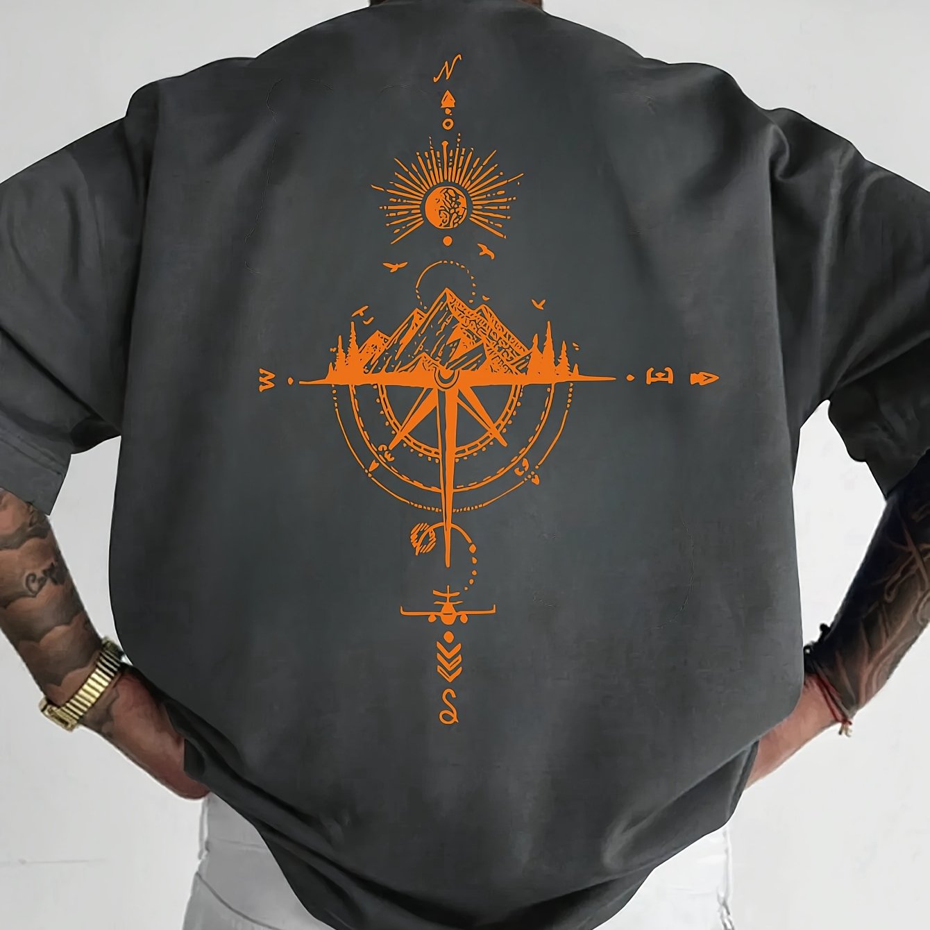 Golden Compass Rose Herren T-Shirt Navy - Mountain Adventure - Saiyan Genetics