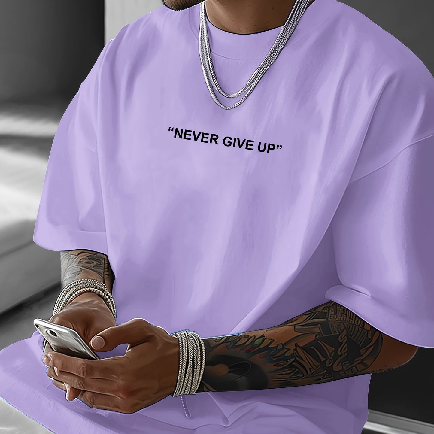 Never Give Up Herren T-Shirt - Motivational Streetwear Oversized - Saiyan Genetics
