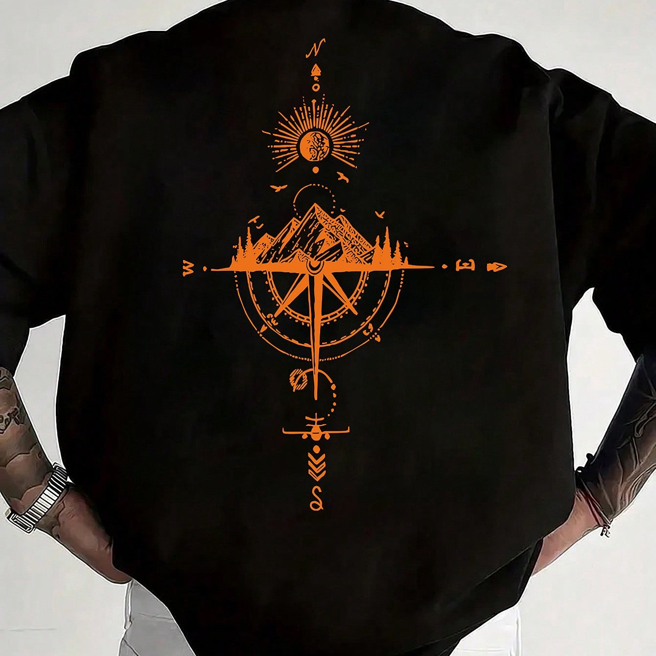 Golden Compass Rose Herren T-Shirt Navy - Mountain Adventure - Saiyan Genetics