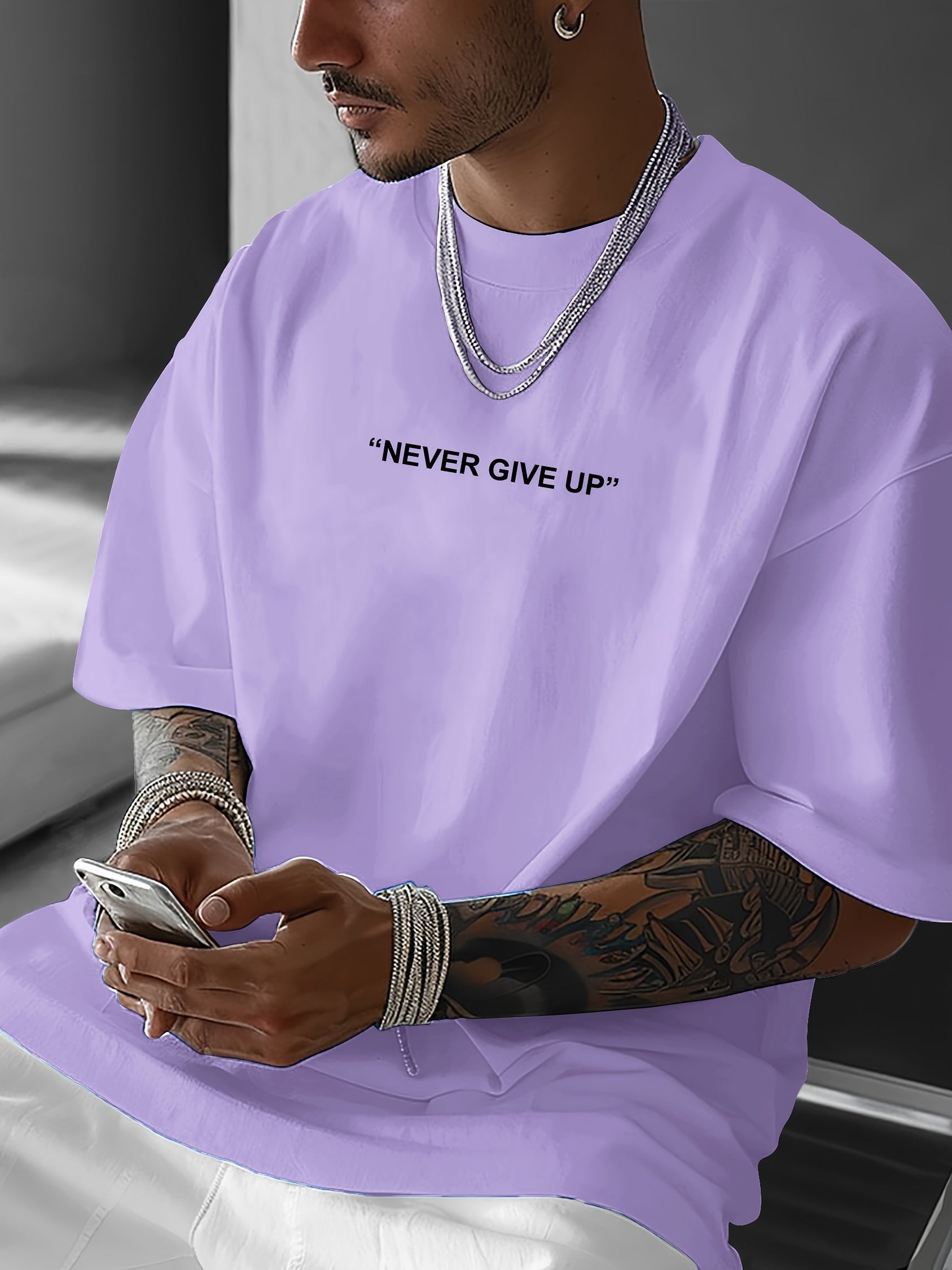 Never Give Up Herren T-Shirt - Motivational Streetwear Oversized - Saiyan Genetics